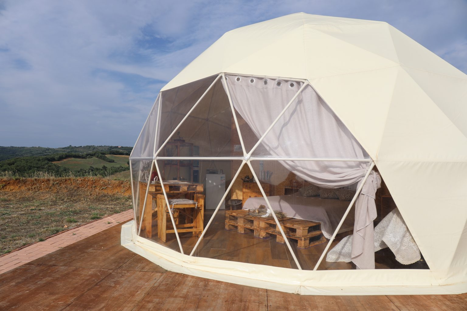 Cupola Geodetica Glamping il Sole